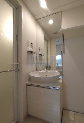 洗面設備　使いやすい独立洗面台☆