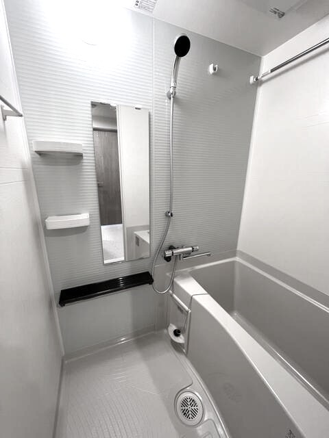 バス・シャワールーム　風呂