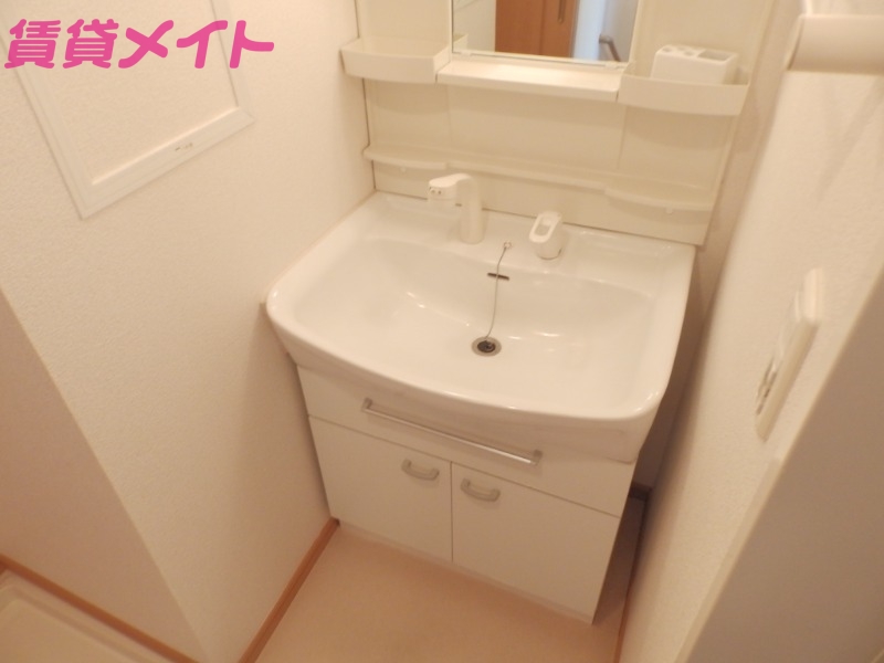 洗面設備　同物件別室画像