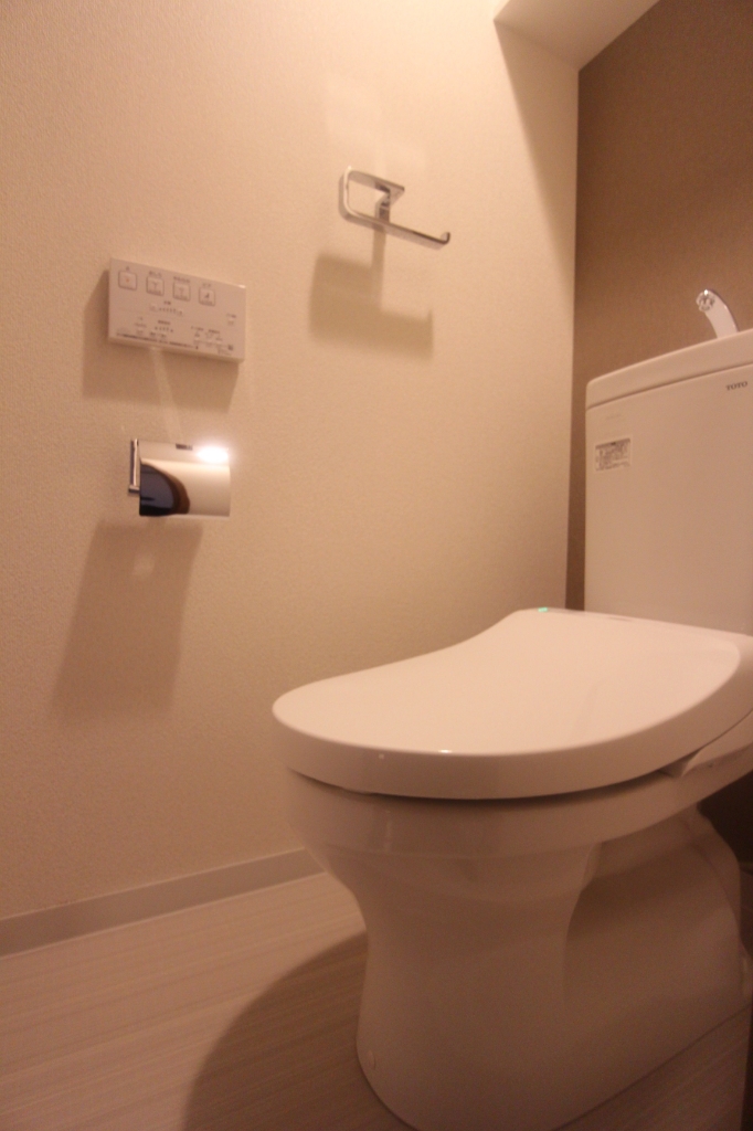 トイレ　トイレ　※別号室参考写真