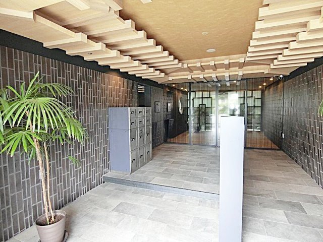 エントランス　【人気のキッチンカウンタータイプ♪】おすすめ物件！