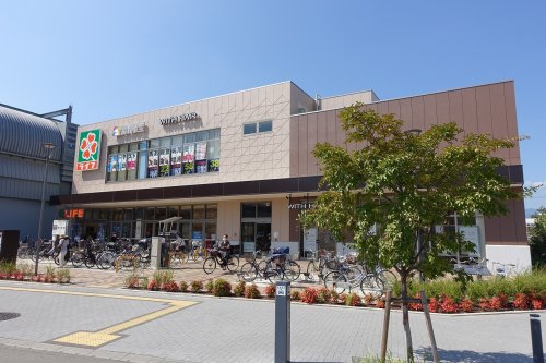 スーパー　スーパーLIFE（鳴尾・武庫川女子大前駅）（スーパー）まで455m