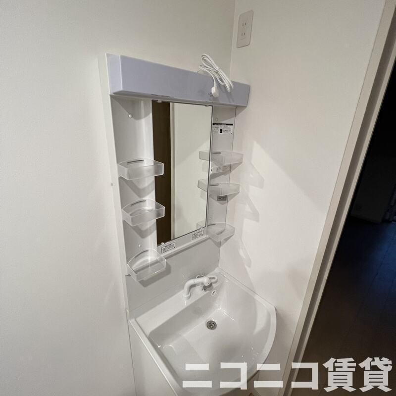 洗面設備　別号室イメージの為、現状を優先致します。