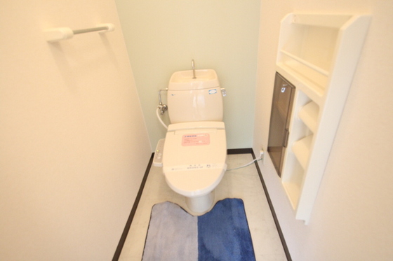 トイレ　※別部屋の写真です