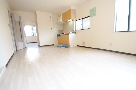 居室・リビング　※別部屋の写真です