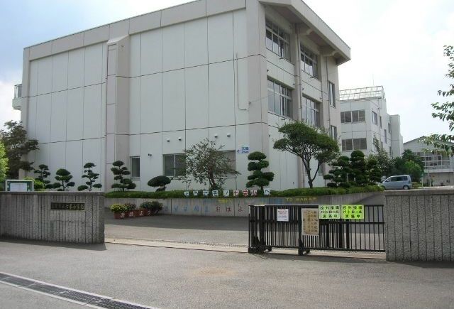 小学校　富里市立七栄小学校（小学校）まで110m