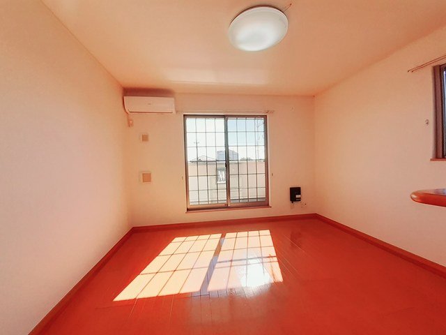 居室・リビング　ゆったりとした居間です