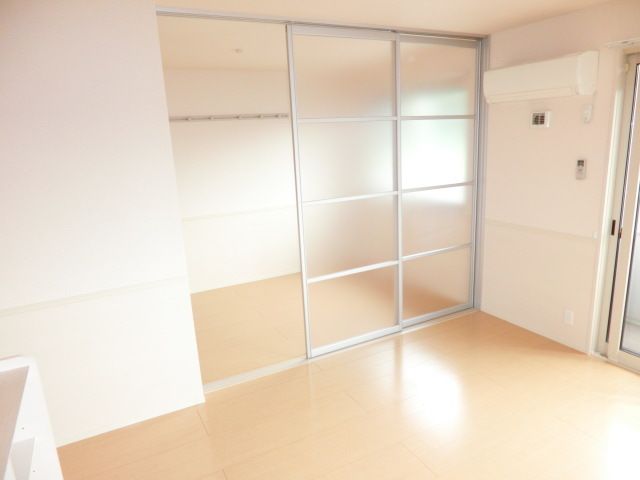 その他部屋・スペース　スクリーンで仕切れますので使い勝手広がります