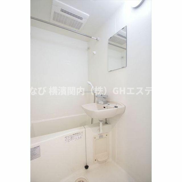 バス・シャワールーム　他号室　同施工参考写真