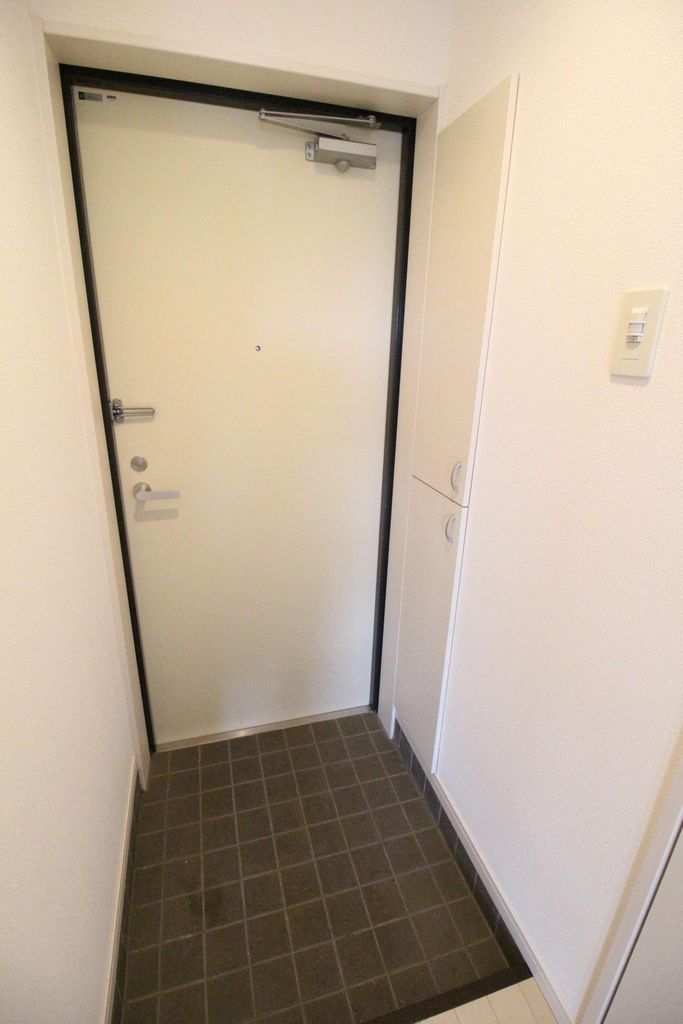 玄関　※代表タイプの写真のため実際と異なる場合がございます