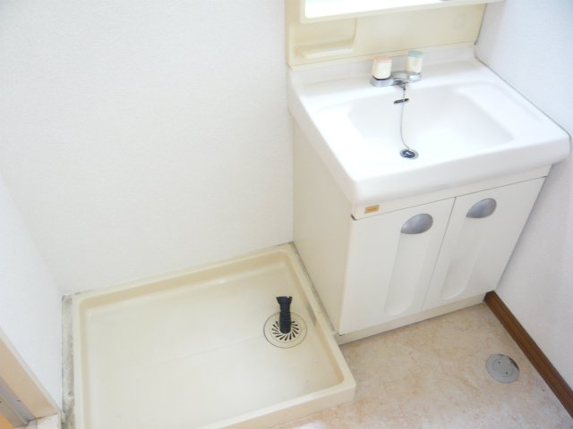洗面設備　※別室参考写真です。