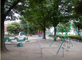 公園　中青木公園（公園）まで1664m