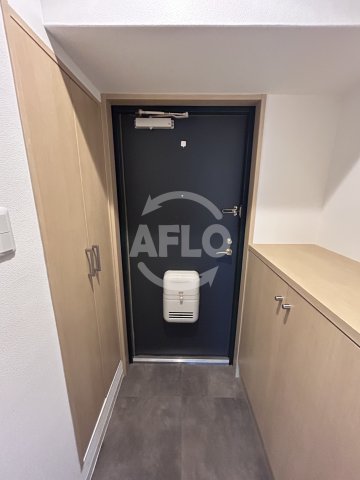玄関　アールエスフラッツ　玄関