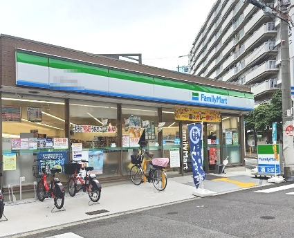 コンビニ　ファミリーマート 中本三丁目店（コンビニ）まで485m