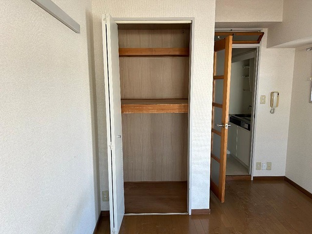 収納　沢山入る収納付きです。