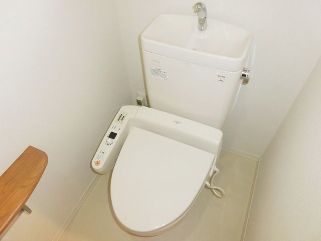 トイレ　★ウォシュレット付のキレイなトイレです★