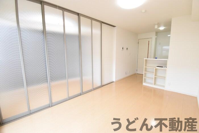居室・リビング　うどん県のお部屋探しはうどん不動産へ うどんちゃんとLINE
