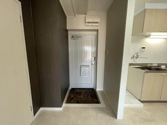 玄関　※他の部屋の写真です