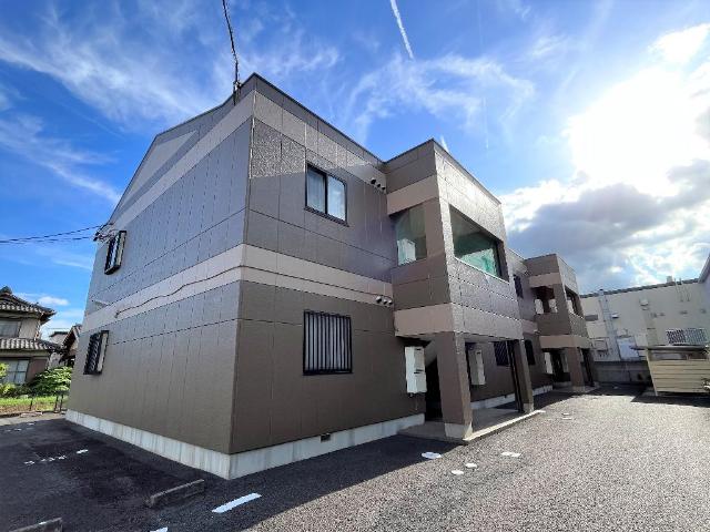 建物外観　外観写真（昼）