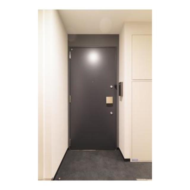 玄関　※写真は同タイプ住戸です。