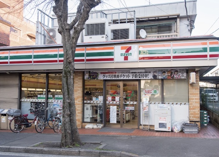 コンビニ　セブンイレブン世田谷深沢店（コンビニ）まで166m