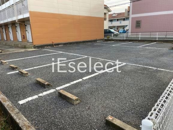 駐車場　敷地内駐車場