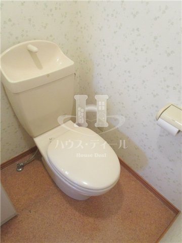 トイレ　清潔感のあるトイレです