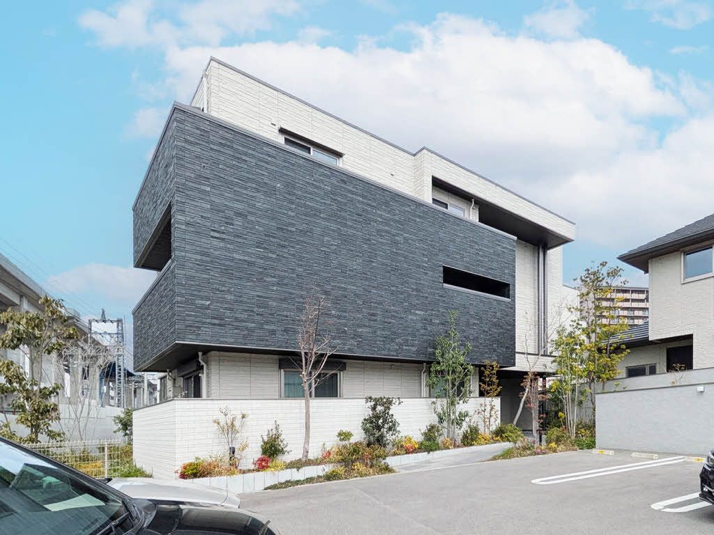 建物外観　積水ハウスの賃貸住宅です。お部屋探しはシャーメゾンショップ…
