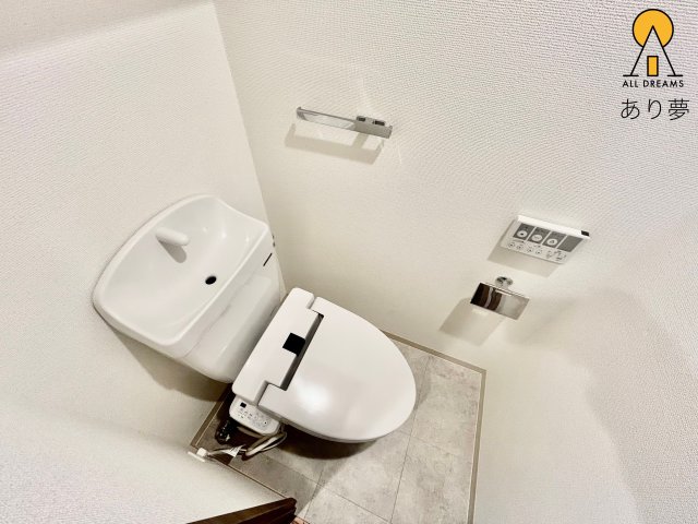 トイレ　別部屋参考写真