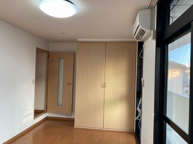 居室・リビング　ゆったりとした居間です