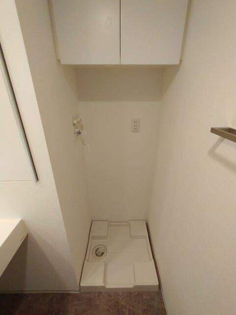 その他　室内洗濯機置場です