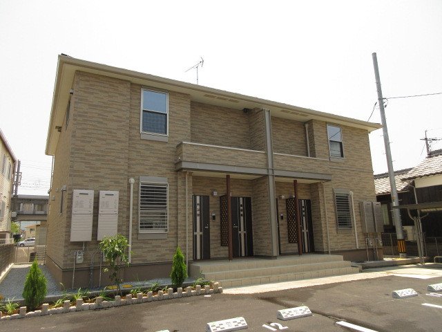 建物外観　落ち着いた雰囲気の外観です