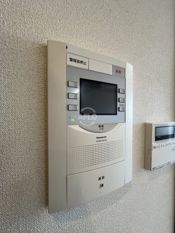 セキュリティ　プレサンス新大阪イオリア　モニター付きインターホン