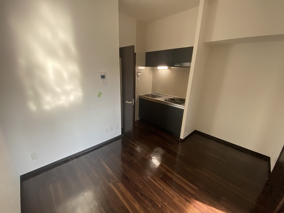 居室・リビング　※別部屋の写真です