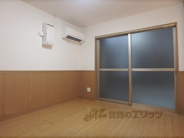 居室・リビング　洋室