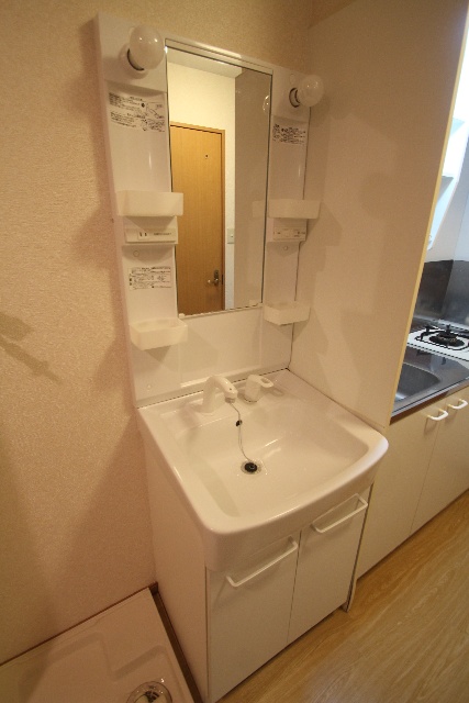 洗面設備　※別室の参考写真の為、現況優先です。