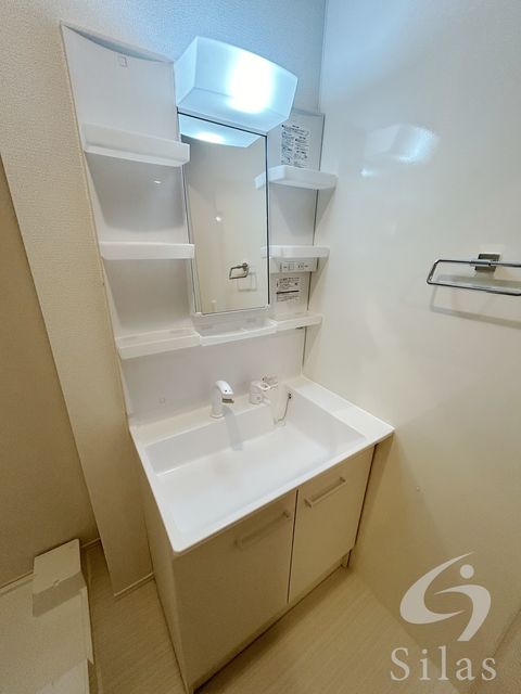 洗面設備　同仕様