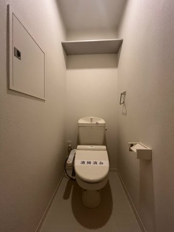 トイレ　※別部屋参考写真