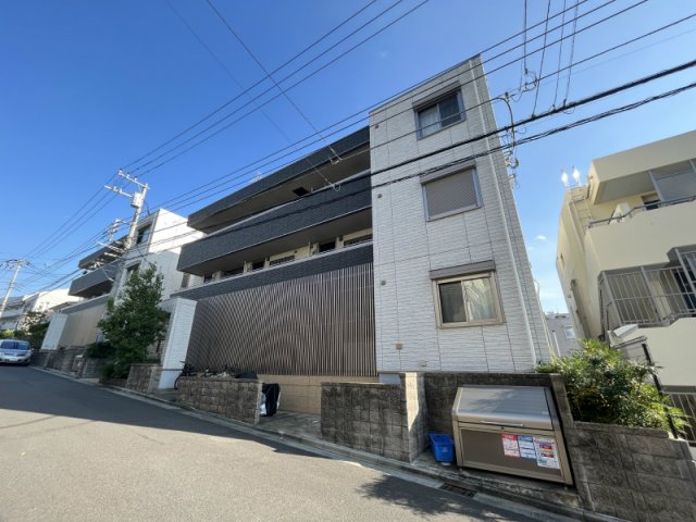 建物外観　積水ハウス施工の賃貸住宅シャーメゾン☆