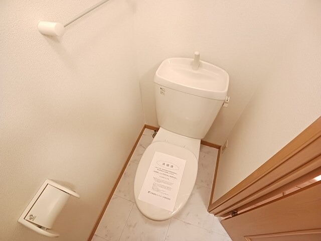 トイレ　※他号室イメージ