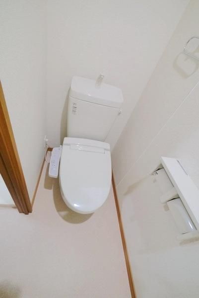 トイレ　画像は２０６号室