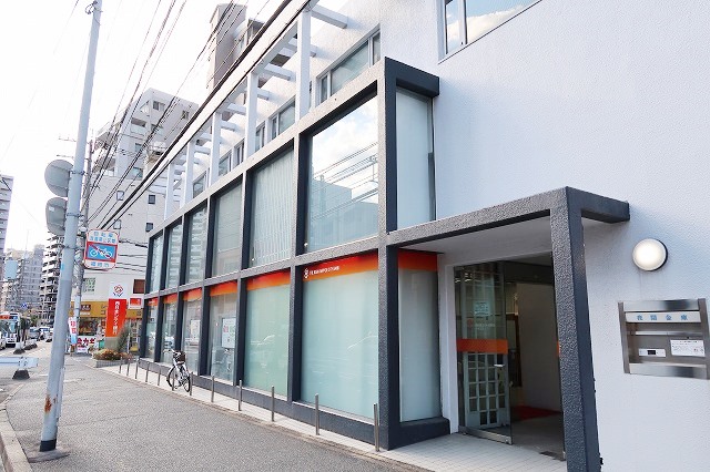 銀行　西日本シティ銀行 平尾（銀行）まで120m