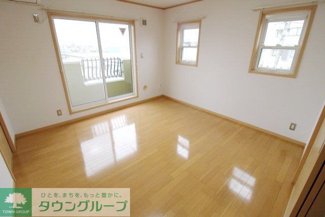 居室・リビング　※別部屋参考写真