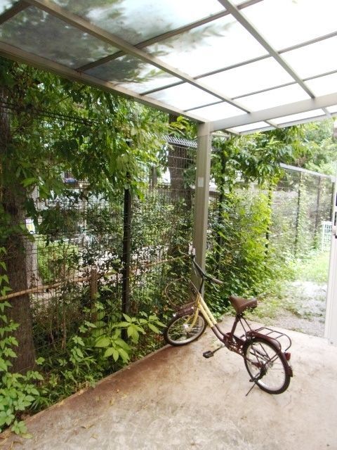 駐車場　★屋根付き駐輪場★