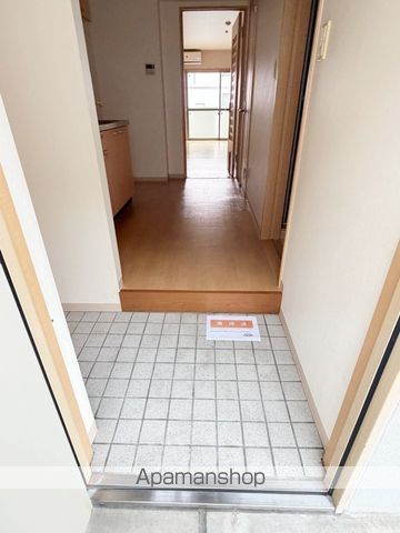 ＪＲ東海道本線 磐田駅 徒歩17分 3階建 築20年の玄関写真