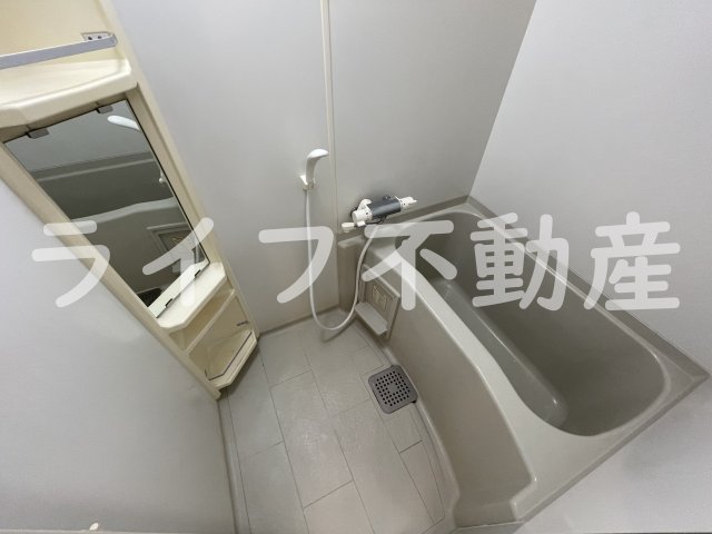 バス・シャワールーム　お風呂です