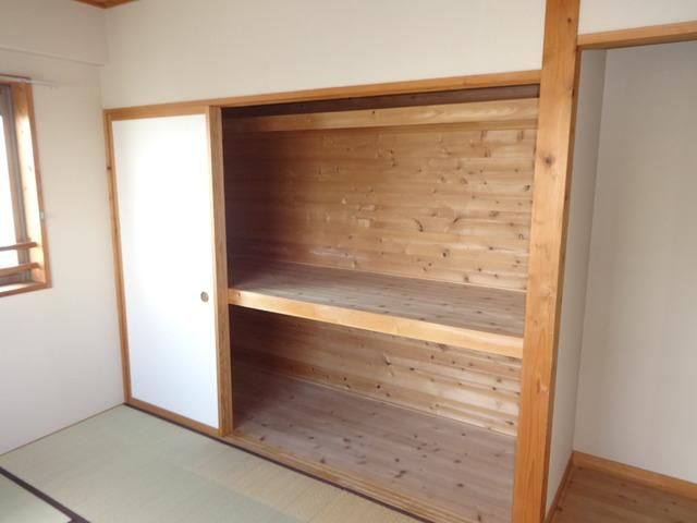 収納　★★大きな収納が２つあります★★