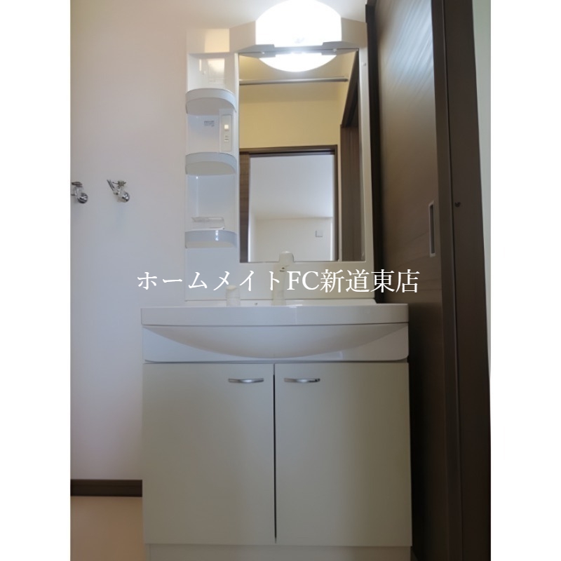 洗面設備　バス