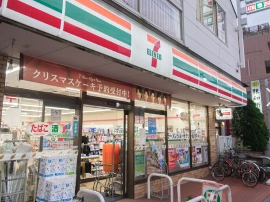 コンビニ　セブンイレブン目黒環七柿の木坂店（コンビニ）まで428m