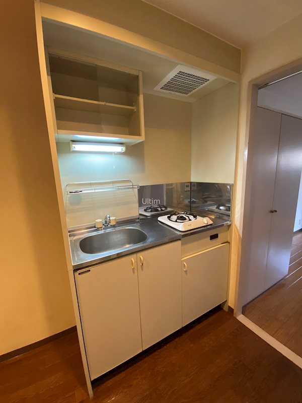 キッチン　別部屋のお写真です。ご参考までに！